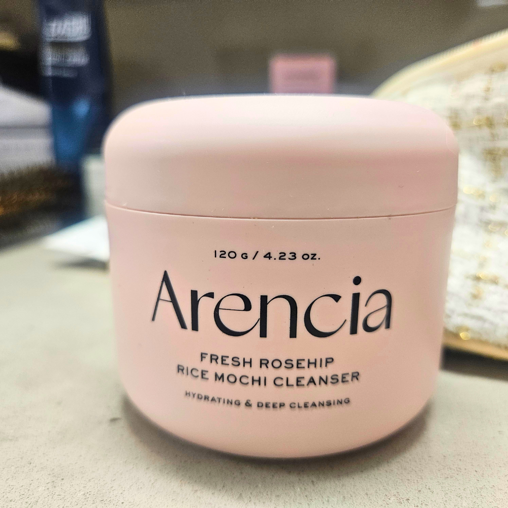 Arencia Fresh Rosehip Rice Mochi Cleanser with aloe for dry and sensitive skin