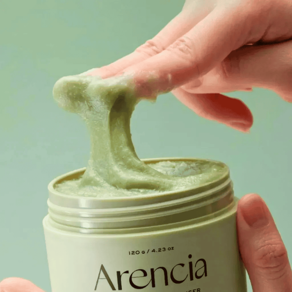 Stretchy mochi-like foam from Arencia's rice cleanser kneaded between fingers