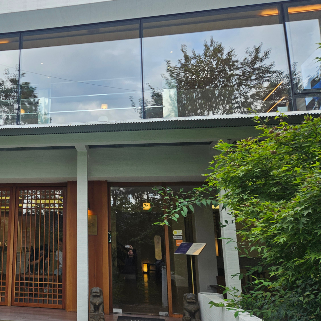 Pyunkang Yul flagship and tea house in Bukchon Seoul